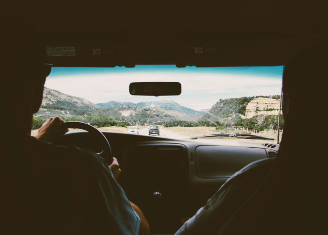 Vue depuis l'arrière de la voiture