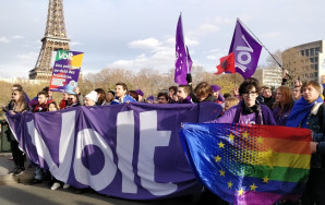 volters marching in paris